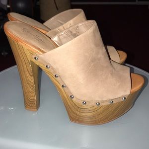 Jessica Simpson Declan Mega Platform SlideOn Mules